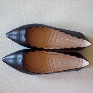Adrienne Vittadini Black Scallop Edged Flats Size 9